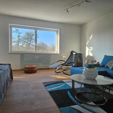 Moai - Riverside - Monteur - Kostenloser Parkplatz, Wlan, Waschtrockner, Smart Tv Lejlighed Erlangen