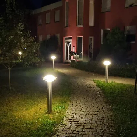 Moai - Riverside - Monteur - Kostenloser Parkplatz, Wlan, Waschtrockner, Smart Tv